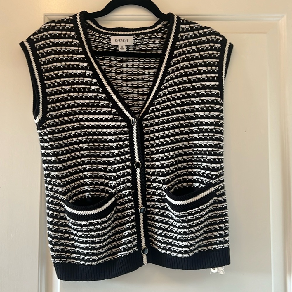 Evereve Sweater XS